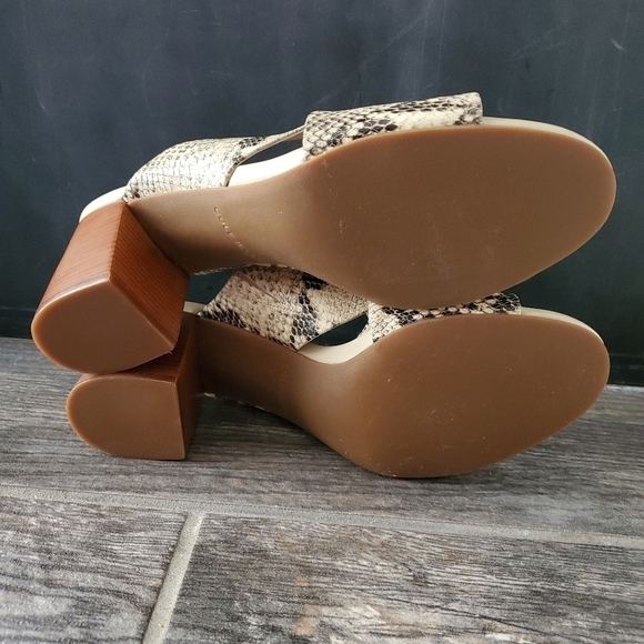 NEW Cole Haan Dakota Snakeskin Print Sandals - Picture 6 of 7